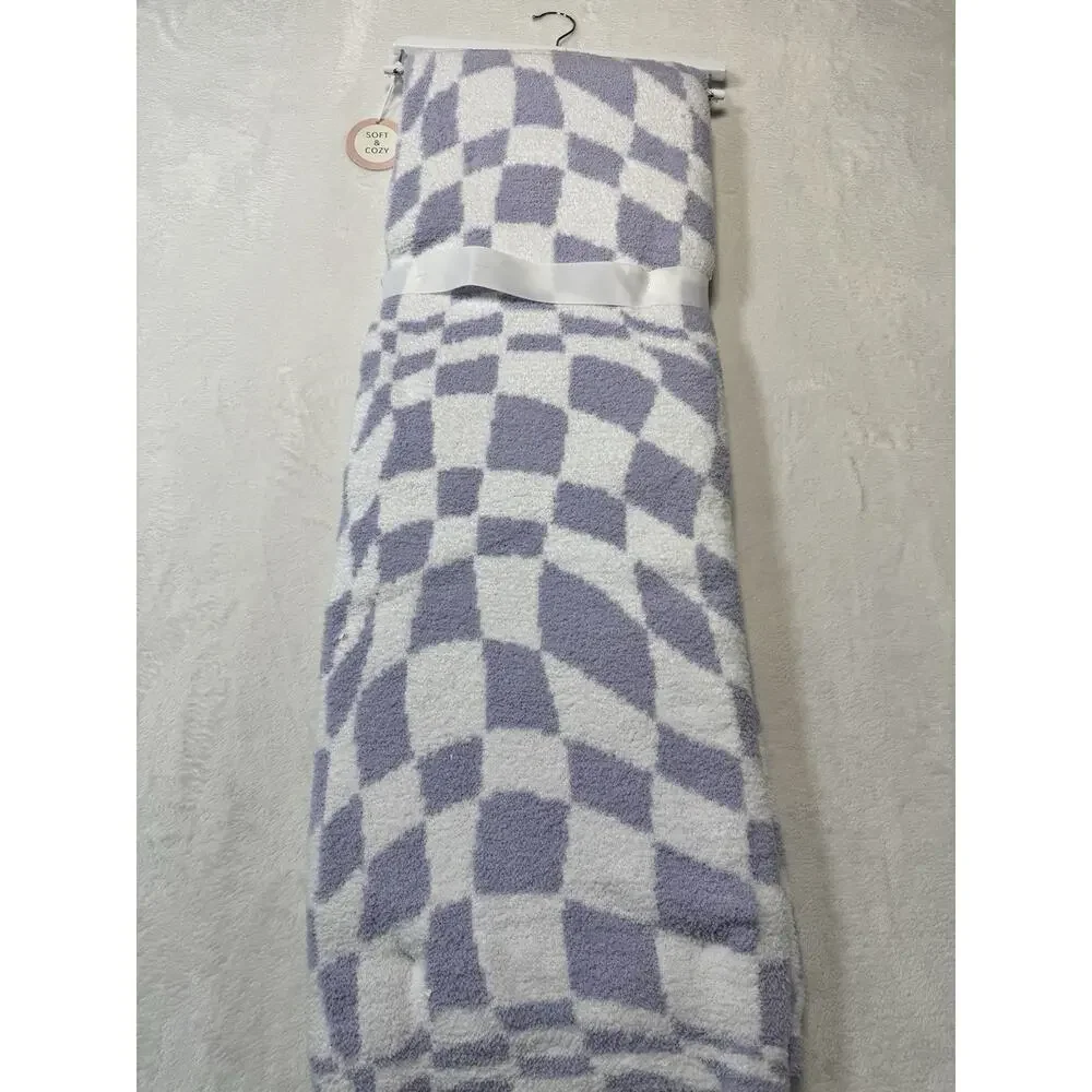 Mellow & Mod Feather Yarn Blanket Lavendar & White Check 50 X 70 in